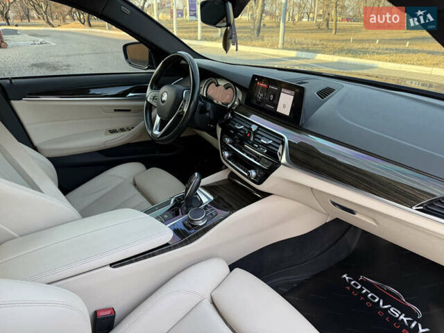 Черный БМВ 5 Серия, объемом двигателя 2 л и пробегом 95 тыс. км за 24800 $, фото 8 на Automoto.ua