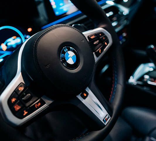 Черный БМВ 5 Серия, объемом двигателя 3 л и пробегом 183 тыс. км за 48999 $, фото 13 на Automoto.ua