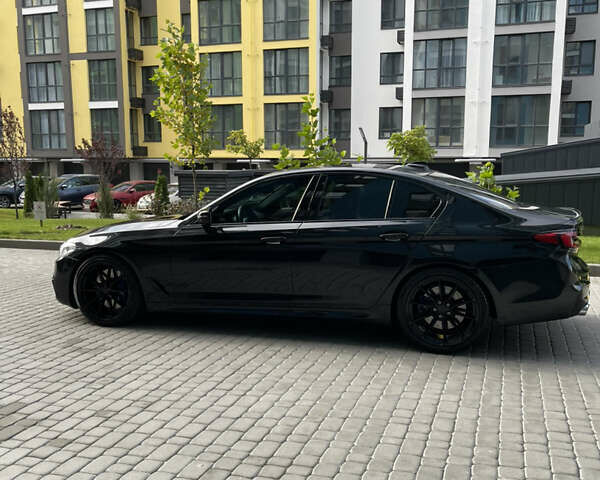 БМВ 5 Серия 2018 в Днепре (Днепропетровске) на Automoto.ua Черный БМВ 5 Серия, объемом двигателя 4.39 л и пробегом 129 тыс. км за 35599 $, фото 65 на Automoto.ua
