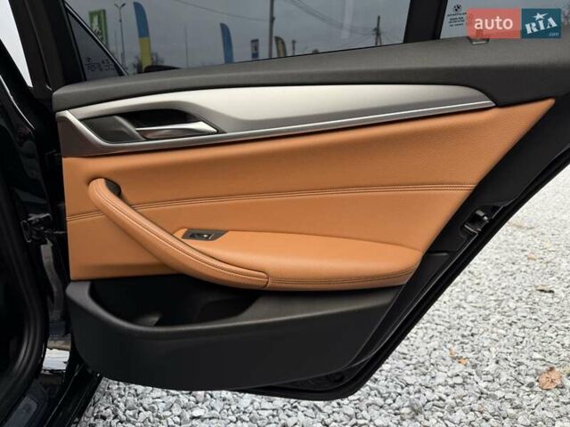 Чорний БМВ 5 Серія, об'ємом двигуна 2 л та пробігом 290 тис. км за 25500 $, фото 21 на Automoto.ua