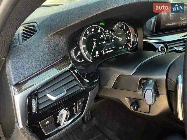 Чорний БМВ 5 Серія, об'ємом двигуна 3 л та пробігом 104 тис. км за 36000 $, фото 8 на Automoto.ua