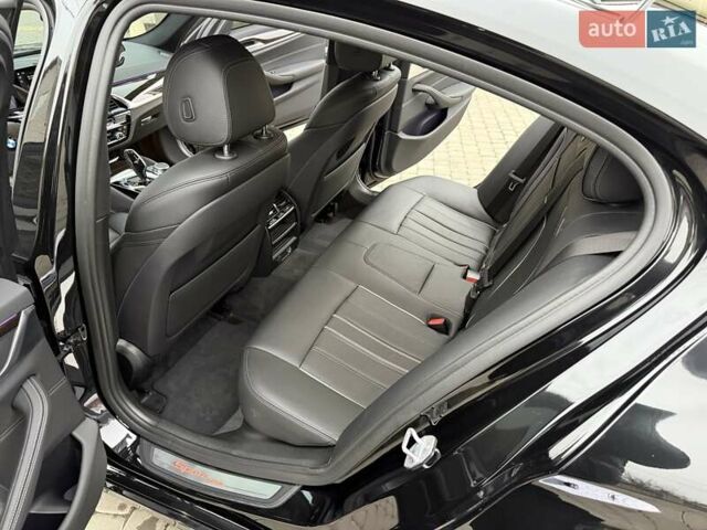 Чорний БМВ 5 Серія, об'ємом двигуна 3 л та пробігом 70 тис. км за 32500 $, фото 33 на Automoto.ua