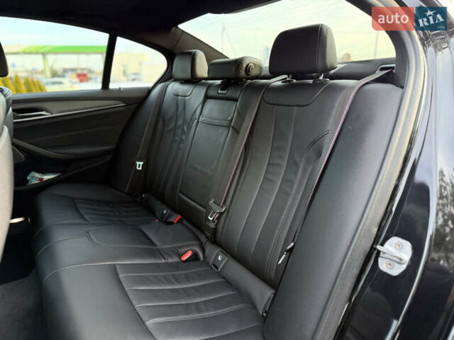 Чорний БМВ 5 Серія, об'ємом двигуна 3 л та пробігом 91 тис. км за 38500 $, фото 78 на Automoto.ua