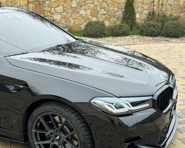 Чорний БМВ 5 Серія, об'ємом двигуна 3 л та пробігом 72 тис. км за 38500 $, фото 13 на Automoto.ua