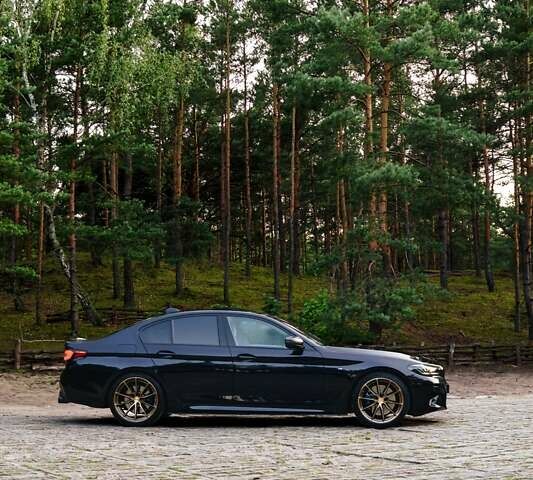 Черный БМВ 5 Серия, объемом двигателя 3 л и пробегом 99 тыс. км за 55000 $, фото 13 на Automoto.ua