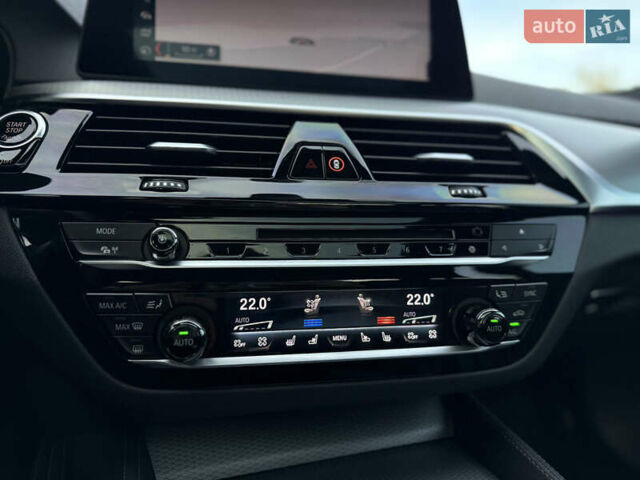Чорний БМВ 5 Серія, об'ємом двигуна 3 л та пробігом 91 тис. км за 38500 $, фото 44 на Automoto.ua