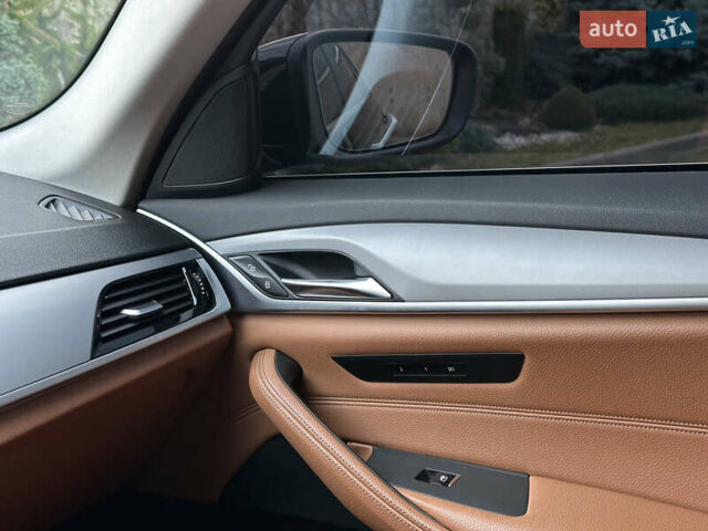 Черный БМВ 5 Серия, объемом двигателя 2 л и пробегом 290 тыс. км за 26499 $, фото 82 на Automoto.ua