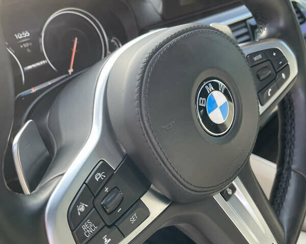 БМВ 5 Серия 2018 в Днепре (Днепропетровске) на Automoto.ua Черный БМВ 5 Серия, объемом двигателя 4.39 л и пробегом 129 тыс. км за 35599 $, фото 45 на Automoto.ua