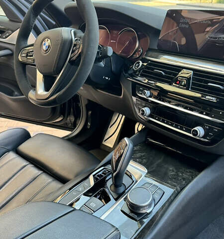 Черный БМВ 5 Серия, объемом двигателя 2 л и пробегом 133 тыс. км за 30500 $, фото 11 на Automoto.ua