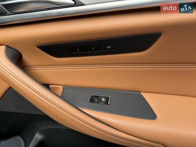 Чорний БМВ 5 Серія, об'ємом двигуна 2 л та пробігом 290 тис. км за 25500 $, фото 28 на Automoto.ua