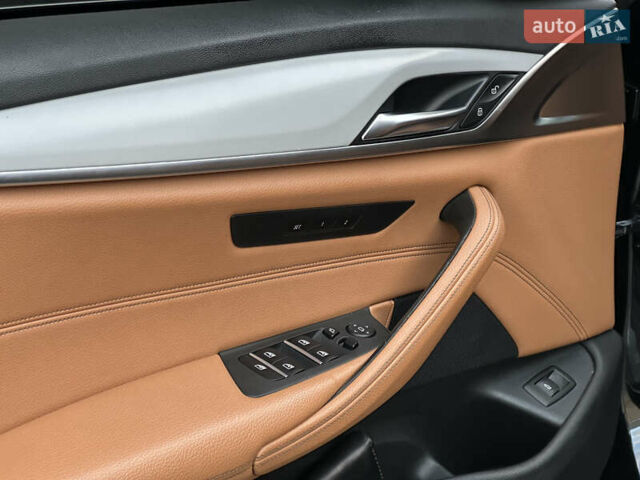 Черный БМВ 5 Серия, объемом двигателя 2 л и пробегом 290 тыс. км за 26499 $, фото 54 на Automoto.ua