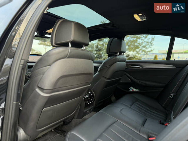 Чорний БМВ 5 Серія, об'ємом двигуна 3 л та пробігом 91 тис. км за 38500 $, фото 77 на Automoto.ua