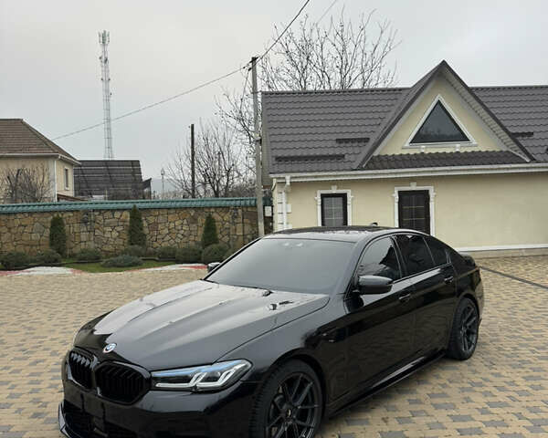 Чорний БМВ 5 Серія, об'ємом двигуна 3 л та пробігом 72 тис. км за 38500 $, фото 2 на Automoto.ua