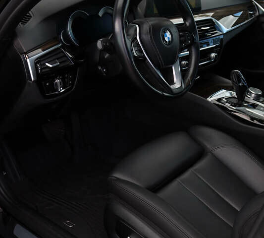 Черный БМВ 5 Серия, объемом двигателя 2 л и пробегом 180 тыс. км за 26000 $, фото 14 на Automoto.ua