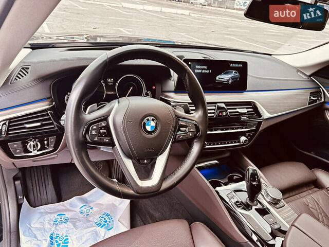 Чорний БМВ 5 Серія, об'ємом двигуна 2 л та пробігом 132 тис. км за 32000 $, фото 12 на Automoto.ua