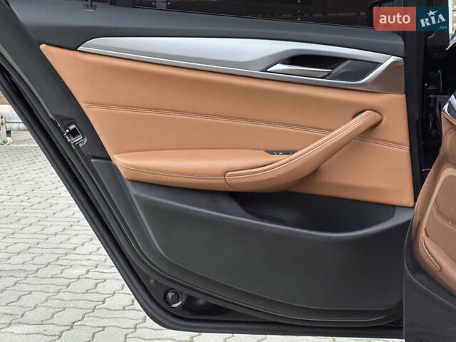 Черный БМВ 5 Серия, объемом двигателя 2 л и пробегом 290 тыс. км за 26499 $, фото 86 на Automoto.ua