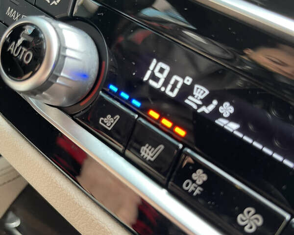 БМВ 5 Серия 2018 в Днепре (Днепропетровске) на Automoto.ua Черный БМВ 5 Серия, объемом двигателя 4.39 л и пробегом 129 тыс. км за 35599 $, фото 54 на Automoto.ua