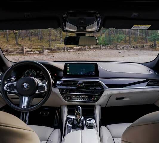 Черный БМВ 5 Серия, объемом двигателя 3 л и пробегом 99 тыс. км за 55000 $, фото 31 на Automoto.ua