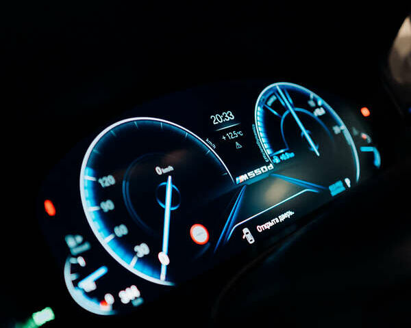 Черный БМВ 5 Серия, объемом двигателя 3 л и пробегом 183 тыс. км за 48999 $, фото 14 на Automoto.ua