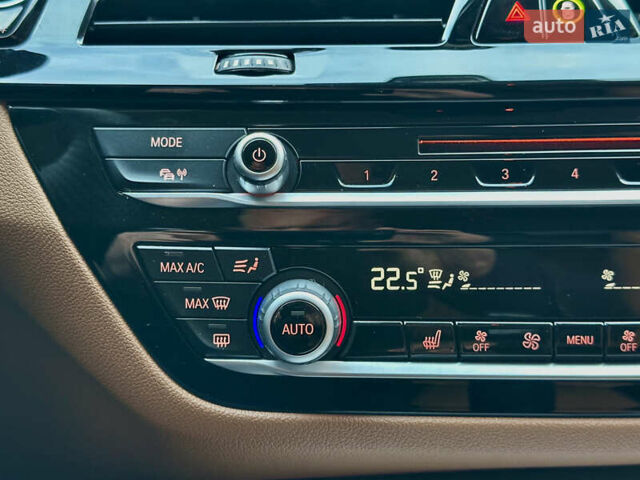 Черный БМВ 5 Серия, объемом двигателя 2 л и пробегом 290 тыс. км за 26499 $, фото 75 на Automoto.ua