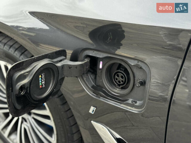 Чорний БМВ 5 Серія, об'ємом двигуна 2 л та пробігом 164 тис. км за 24500 $, фото 41 на Automoto.ua