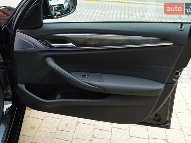 Чорний БМВ 5 Серія, об'ємом двигуна 2 л та пробігом 73 тис. км за 36900 $, фото 44 на Automoto.ua