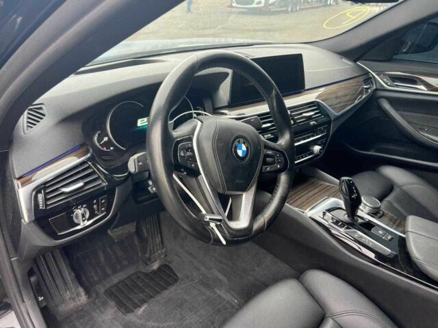 Черный БМВ 5 Серия, объемом двигателя 2 л и пробегом 132 тыс. км за 23000 $, фото 5 на Automoto.ua