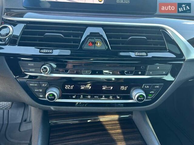 Чорний БМВ 5 Серія, об'ємом двигуна 2 л та пробігом 174 тис. км за 28200 $, фото 19 на Automoto.ua