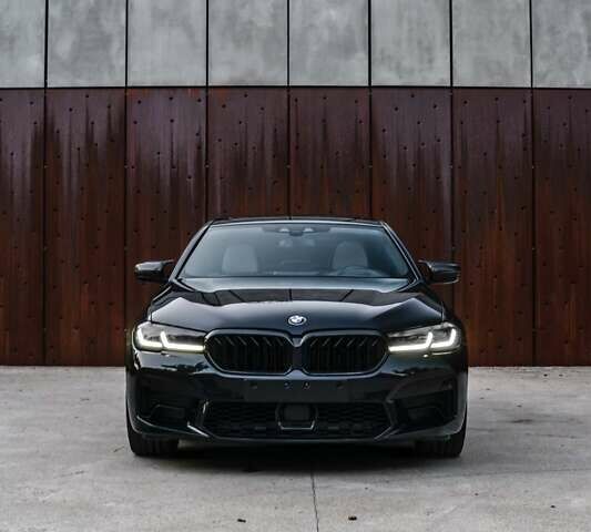 Черный БМВ 5 Серия, объемом двигателя 3 л и пробегом 99 тыс. км за 55000 $, фото 1 на Automoto.ua