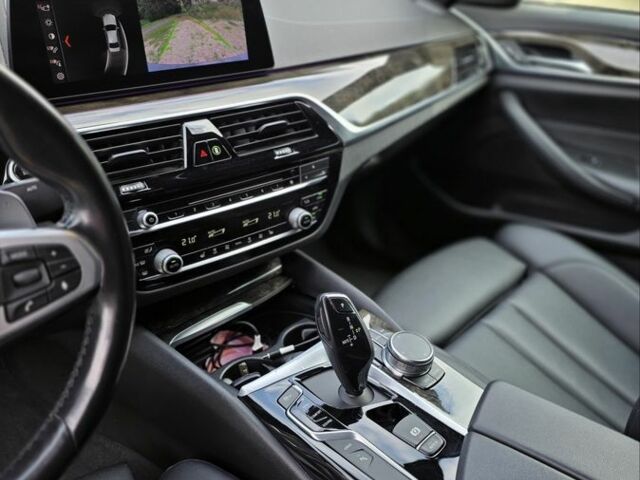 Чорний БМВ 5 Серія, об'ємом двигуна 2 л та пробігом 101 тис. км за 33000 $, фото 13 на Automoto.ua