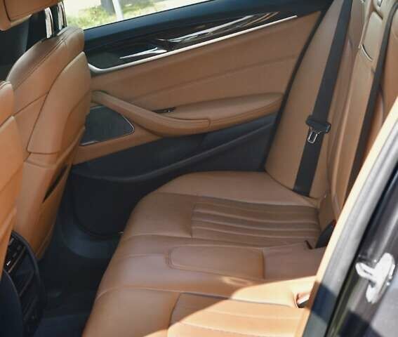 Черный БМВ 5 Серия, объемом двигателя 3 л и пробегом 79 тыс. км за 36900 $, фото 3 на Automoto.ua