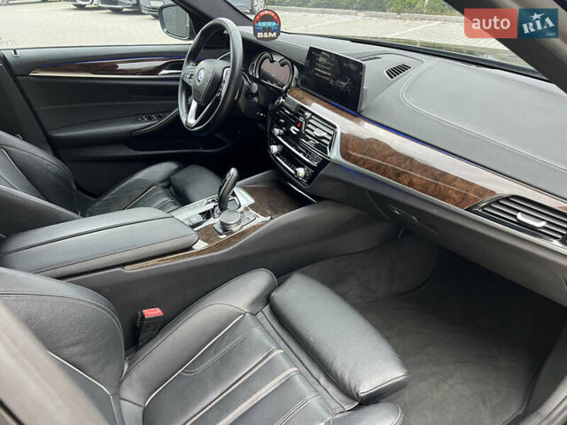 Черный БМВ 5 Серия, объемом двигателя 2 л и пробегом 132 тыс. км за 27400 $, фото 31 на Automoto.ua