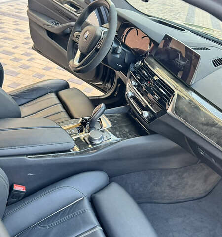 Черный БМВ 5 Серия, объемом двигателя 2 л и пробегом 133 тыс. км за 30500 $, фото 12 на Automoto.ua