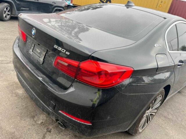 Черный БМВ 5 Серия, объемом двигателя 2 л и пробегом 132 тыс. км за 23000 $, фото 22 на Automoto.ua