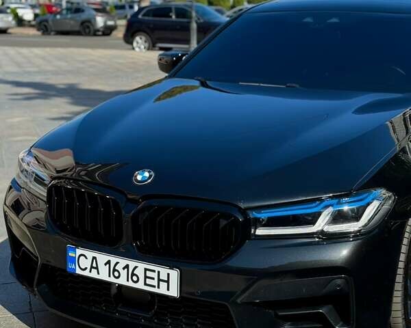 Черный БМВ 5 Серия, объемом двигателя 4.39 л и пробегом 141 тыс. км за 38000 $, фото 1 на Automoto.ua