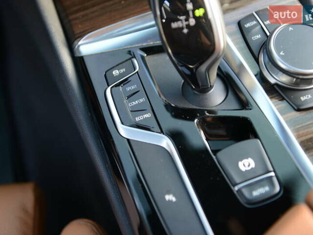 Черный БМВ 5 Серия, объемом двигателя 3 л и пробегом 73 тыс. км за 41500 $, фото 27 на Automoto.ua