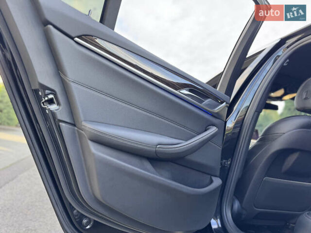 Черный БМВ 5 Серия, объемом двигателя 2 л и пробегом 180 тыс. км за 24000 $, фото 30 на Automoto.ua