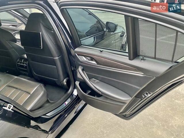 Чорний БМВ 5 Серія, об'ємом двигуна 3 л та пробігом 49 тис. км за 49000 $, фото 26 на Automoto.ua