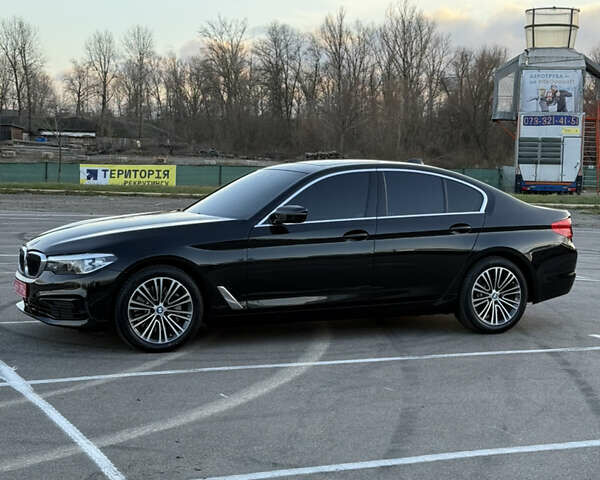 Черный БМВ 5 Серия, объемом двигателя 2 л и пробегом 28 тыс. км за 35000 $, фото 4 на Automoto.ua