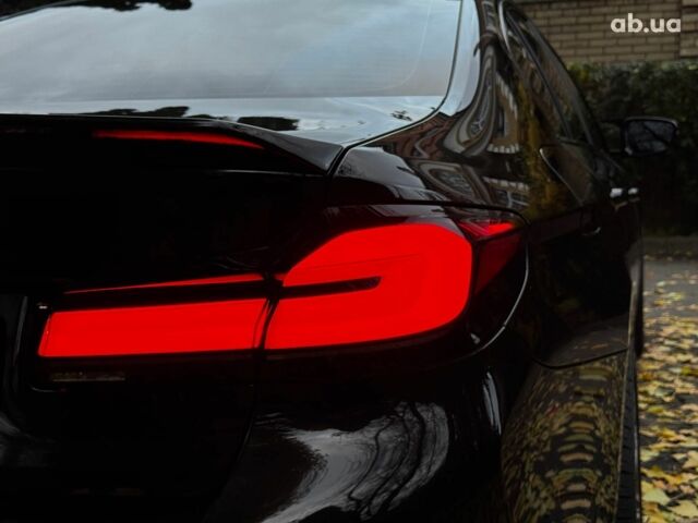 Чорний БМВ 5 Серія, об'ємом двигуна 2 л та пробігом 82 тис. км за 35440 $, фото 12 на Automoto.ua