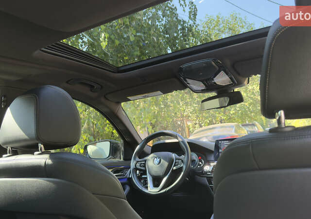 Черный БМВ 5 Серия, объемом двигателя 2 л и пробегом 56 тыс. км за 32900 $, фото 15 на Automoto.ua