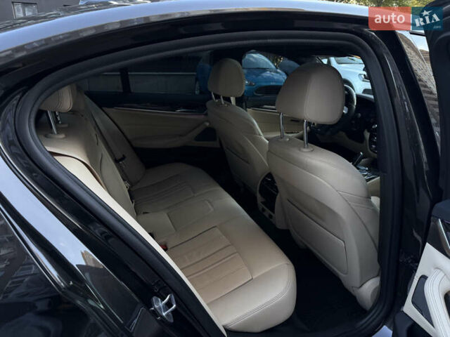 Черный БМВ 5 Серия, объемом двигателя 3 л и пробегом 90 тыс. км за 37500 $, фото 10 на Automoto.ua