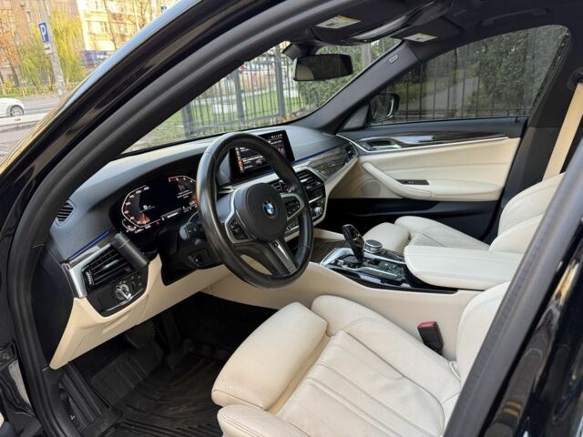 Чорний БМВ 5 Серія, об'ємом двигуна 2 л та пробігом 129 тис. км за 30000 $, фото 1 на Automoto.ua