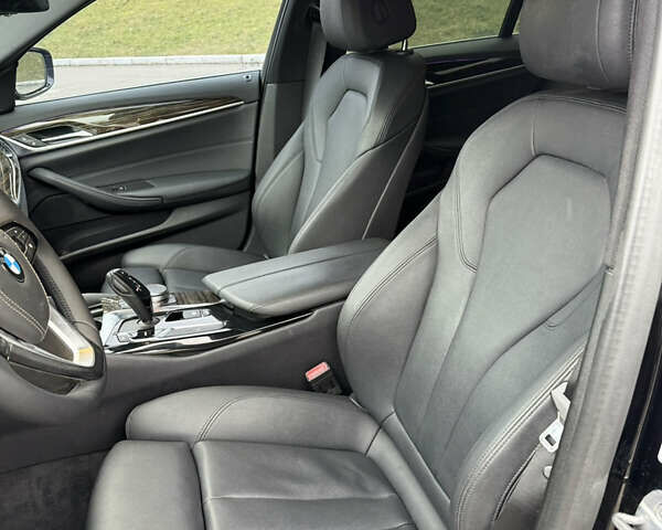 Черный БМВ 5 Серия, объемом двигателя 2 л и пробегом 145 тыс. км за 24900 $, фото 13 на Automoto.ua