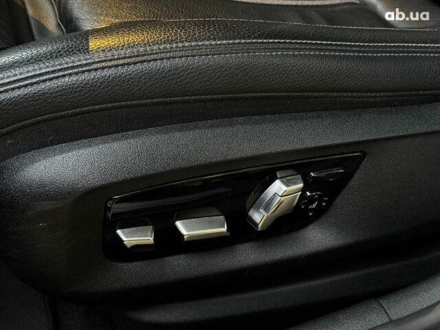 Чорний БМВ 5 Серія, об'ємом двигуна 2 л та пробігом 82 тис. км за 35440 $, фото 35 на Automoto.ua