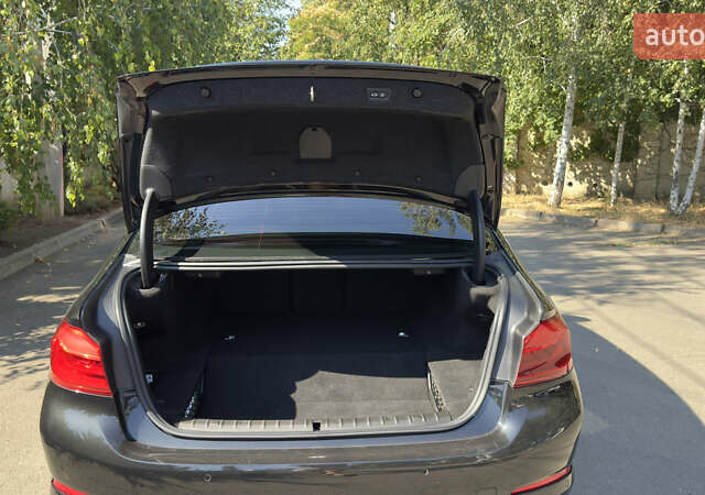 Черный БМВ 5 Серия, объемом двигателя 2 л и пробегом 56 тыс. км за 32900 $, фото 7 на Automoto.ua