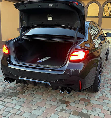 Черный БМВ 5 Серия, объемом двигателя 3 л и пробегом 37 тыс. км за 38888 $, фото 40 на Automoto.ua