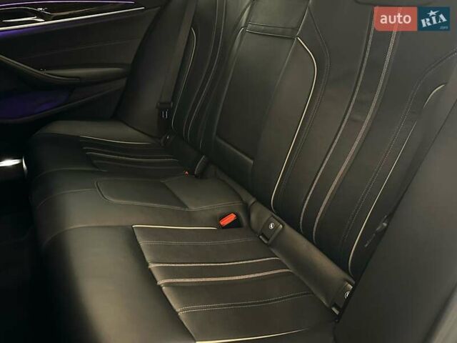 Черный БМВ 5 Серия, объемом двигателя 3 л и пробегом 58 тыс. км за 40499 $, фото 12 на Automoto.ua