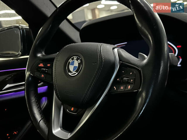 Черный БМВ 5 Серия, объемом двигателя 3 л и пробегом 58 тыс. км за 40499 $, фото 21 на Automoto.ua