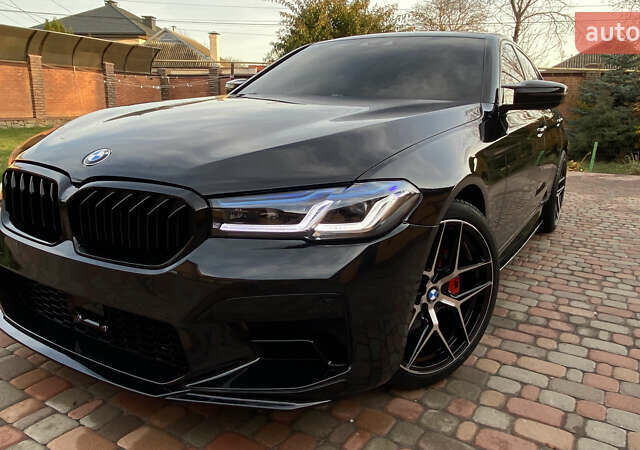 Черный БМВ 5 Серия, объемом двигателя 3 л и пробегом 37 тыс. км за 38888 $, фото 2 на Automoto.ua